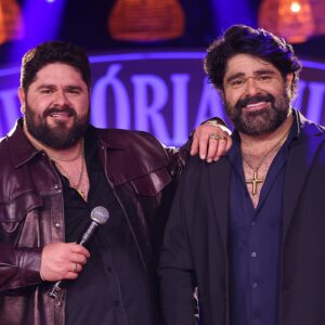 Cesar Menotti e Fabiano para a noiva na recepção